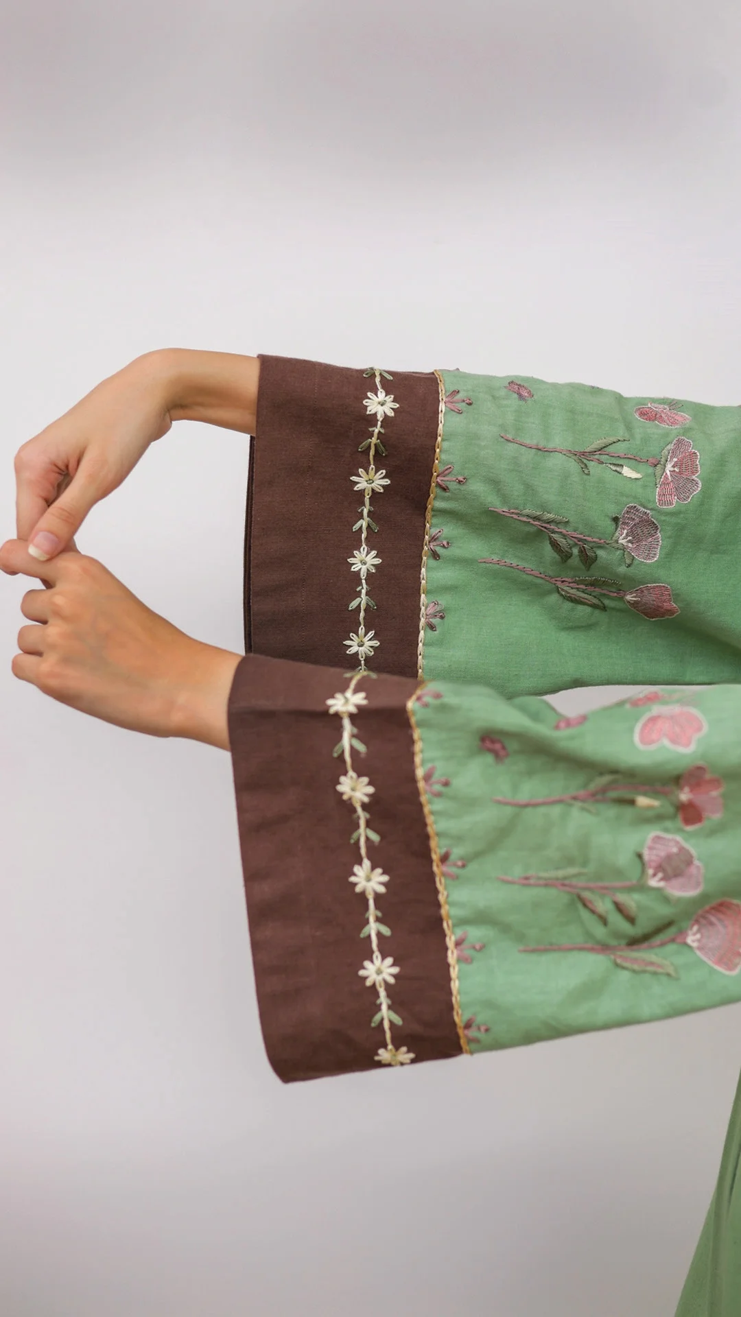 THE EARTHEN WARDROBE